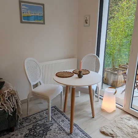 Appartement Calme Et Lumineux Au Cœur De Carteret